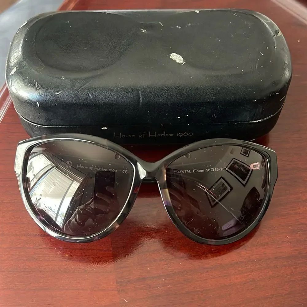 House of Harlow Chantal sunglasses in Bloom